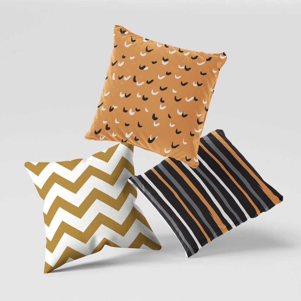 Set of 3 divest abstruse cushion covers