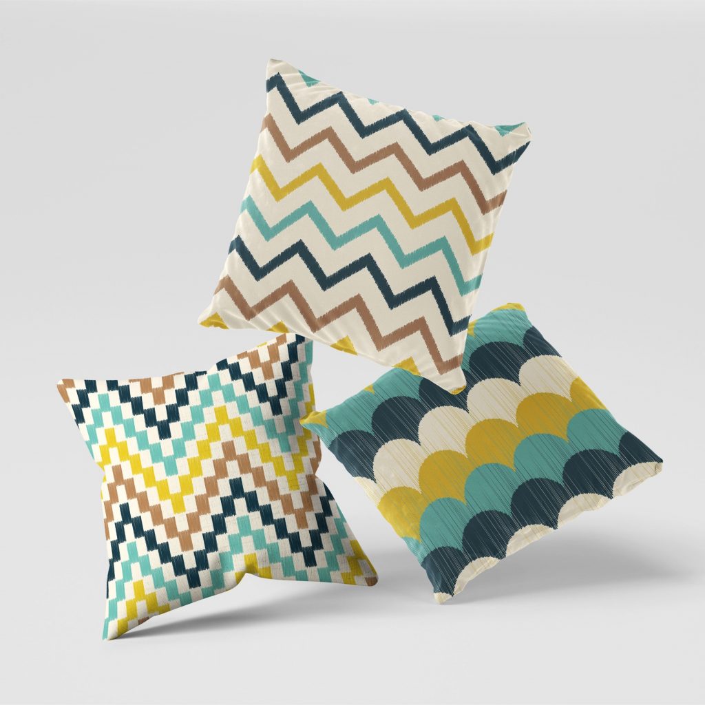 Set of 3 colorful wagging pattern cushion covers