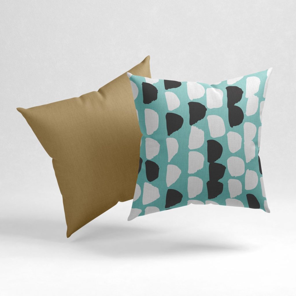 Set of 2 embodiment turf shape cushion cover