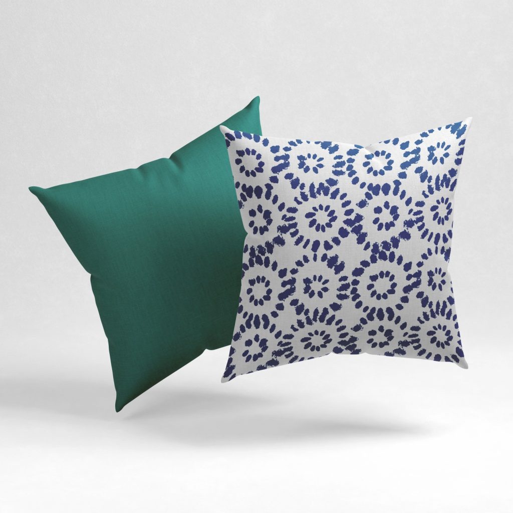 Set of 2 turquoise dotted pattern cushion cover