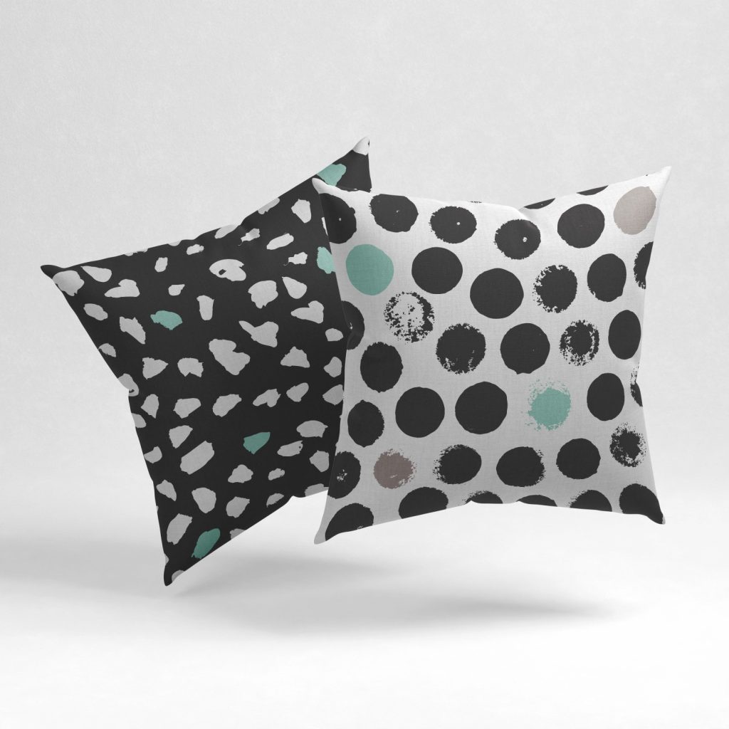 Set of 2 distressed cirque pattern cushion cover