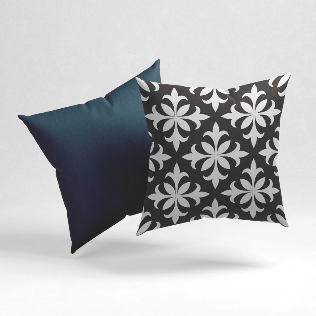 Set of 2 seamless botanical pattern cushion cover