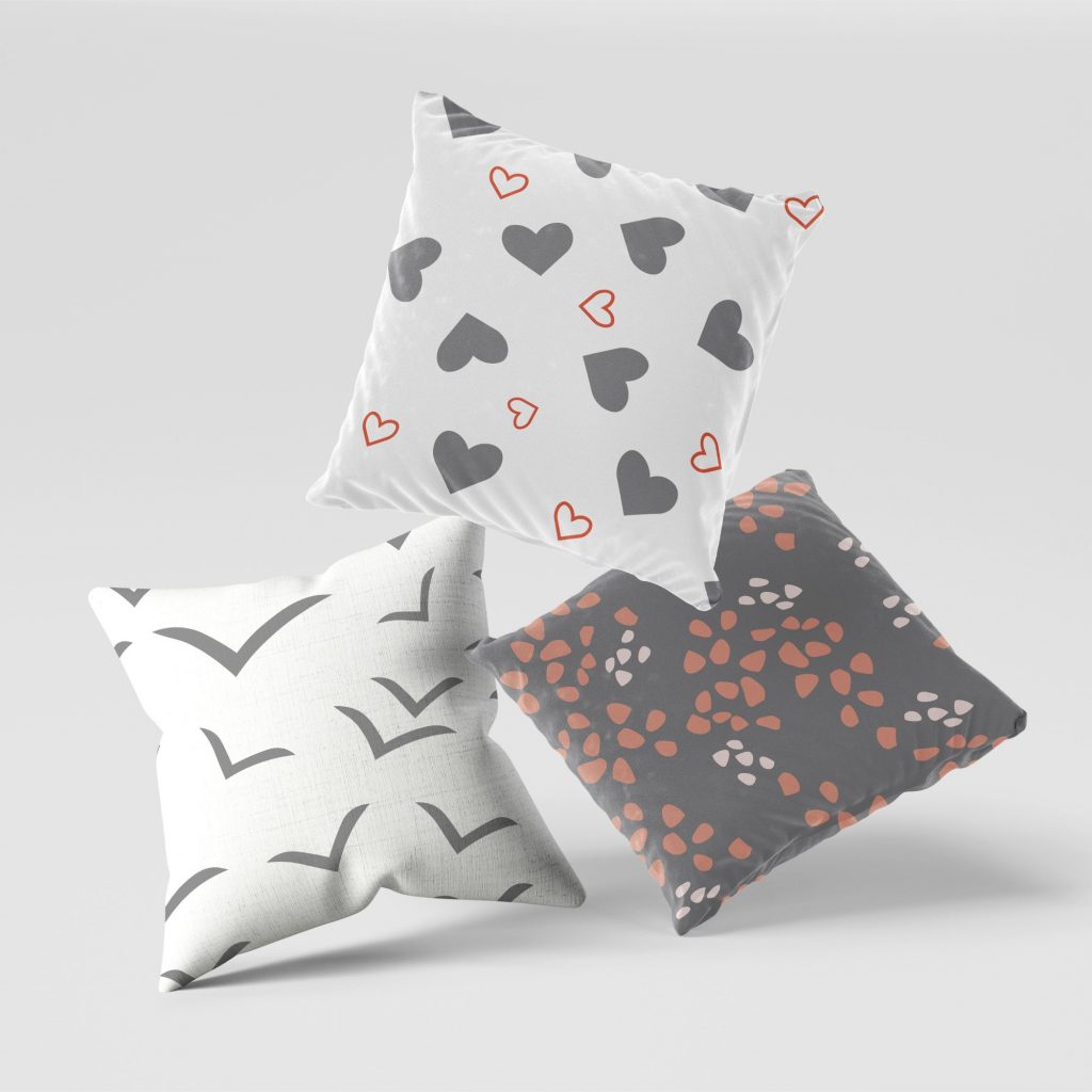 Set of 3 armor pale pattern cushion covers