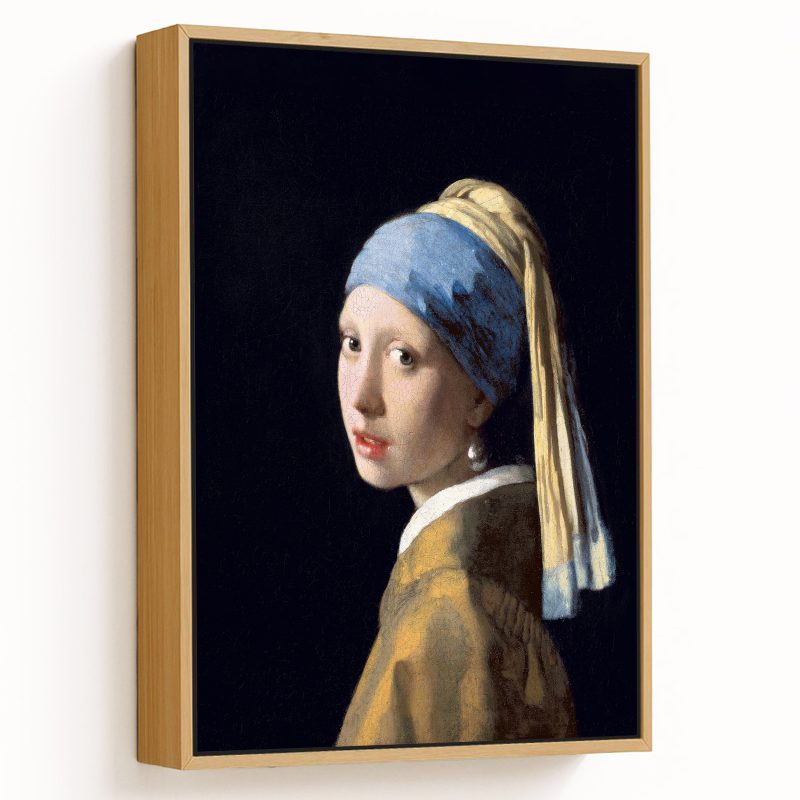 Girl with pearl earring by Johannes vermeer
